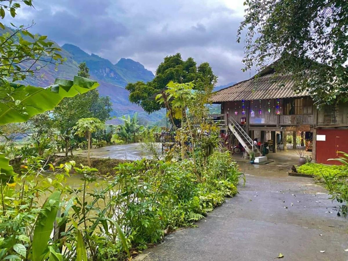 Du Gia Van Chung Homestay Lang Cac Exterior photo