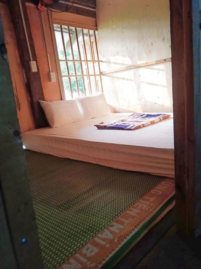 Du Gia Van Chung Homestay Lang Cac Exterior photo